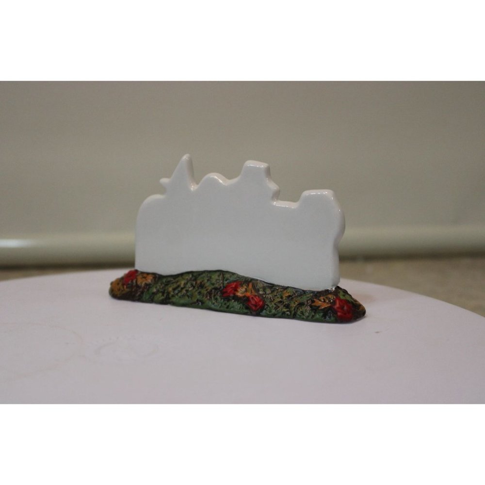 Dept 56 Halloween Village - Trick or Treat Lane with Peanuts - Picture 7 of 10